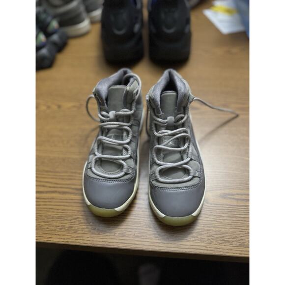 Size 2 (PS) - Jordan 11 Retro 2021 Mid Cool Grey NBS138 - Picture 1 of 5